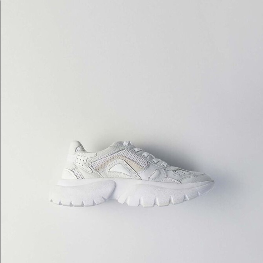 Maje New in Box w20 white sneakers 37 $320